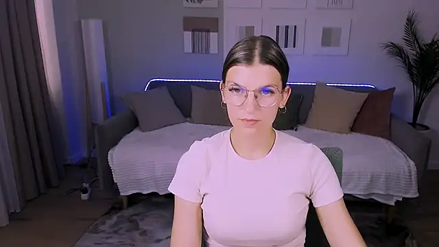 AnnaThorne live
