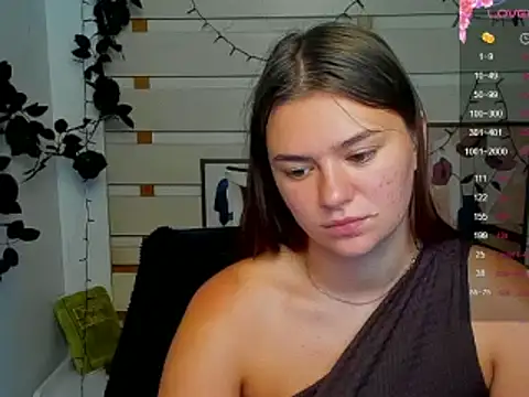 Josephine_Kiss live