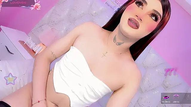 Lexxy_Mattell live