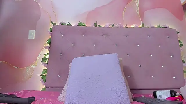 violet_taylor_ live