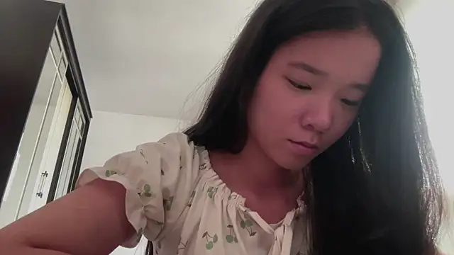 Mika_strawberry live