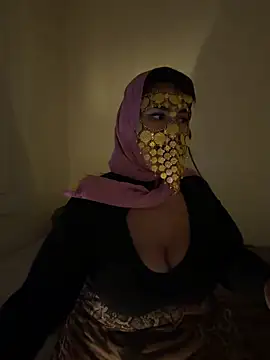 NiaBeurette live