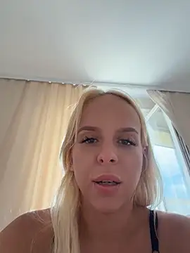 LikaCat live