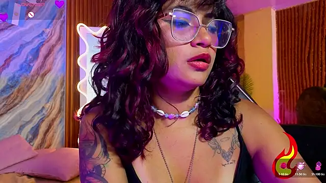 kristen_tay live