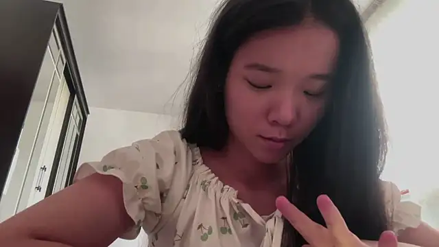 Mika_strawberry live