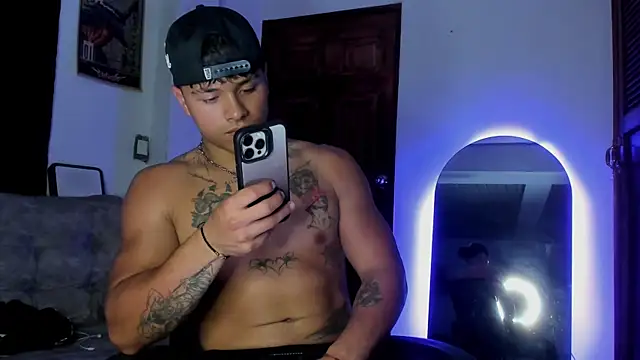 Dominic_Biker__ live