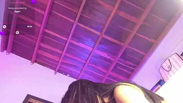 KarolRojas_22 live