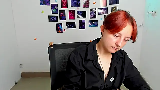 Dilara_Kiss_ live