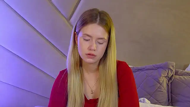 MilanaBalmain live