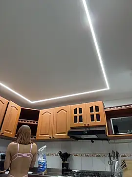 Alison_Ivanova live