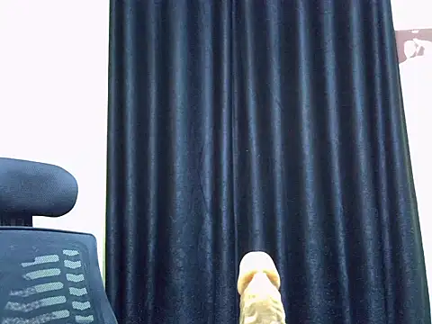 Horny-slut_ live