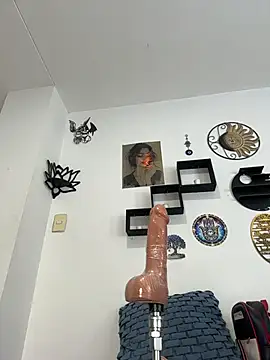 jamilaross live
