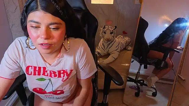 Nyx_moon_v live