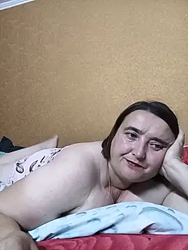 LiluHot live