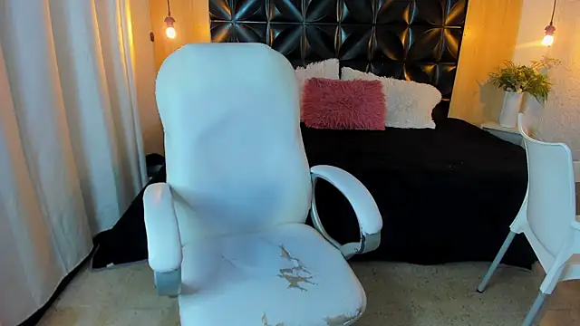 Veyra_Thaliaa live