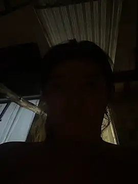 Karina_Leon live