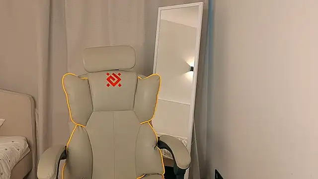 mowalova live