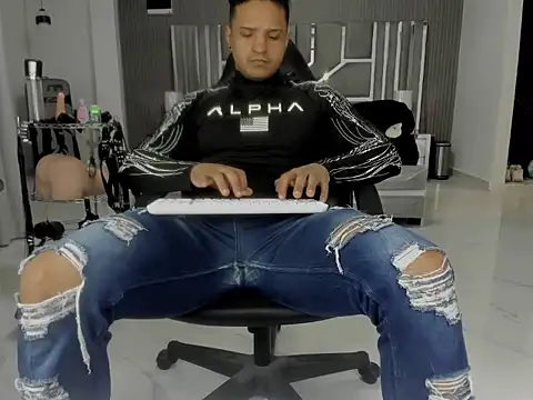 master_leather live