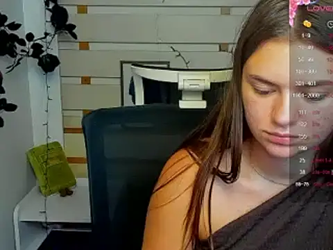 Josephine_Kiss live