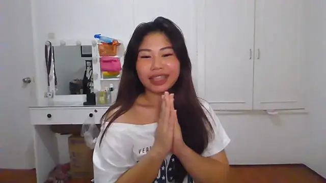 CathleenLaurole live