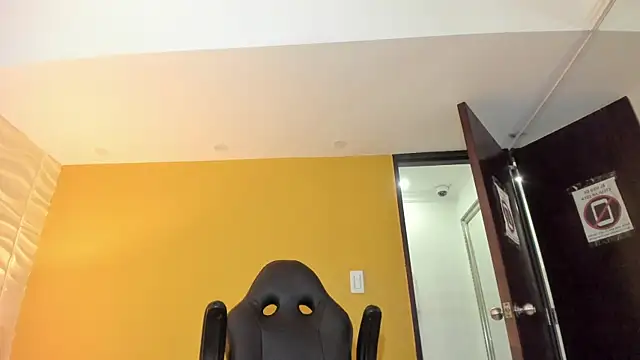 ElaineLaurent live