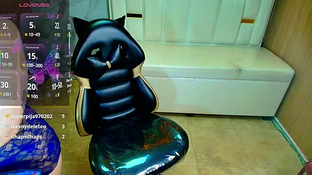 Samantha_petite_tf live