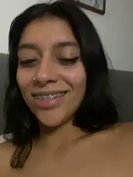 BrittanyDiaz live