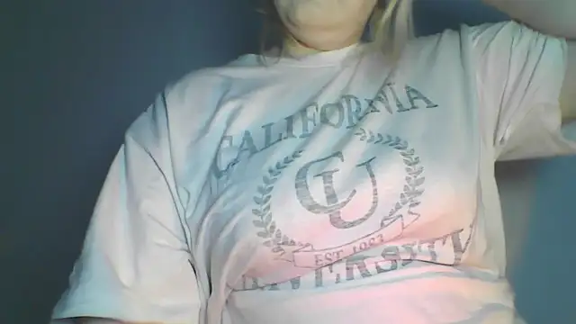 Elayne_Sweet live