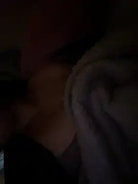 NiaBeurette live