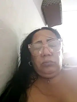 adrianahot51 live