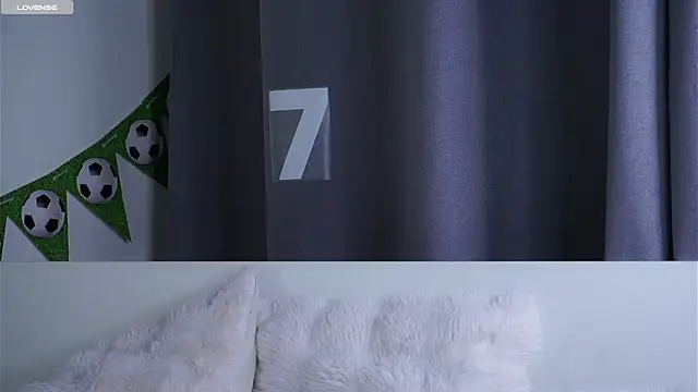LowOncoming live