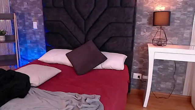 Mily_Fg live