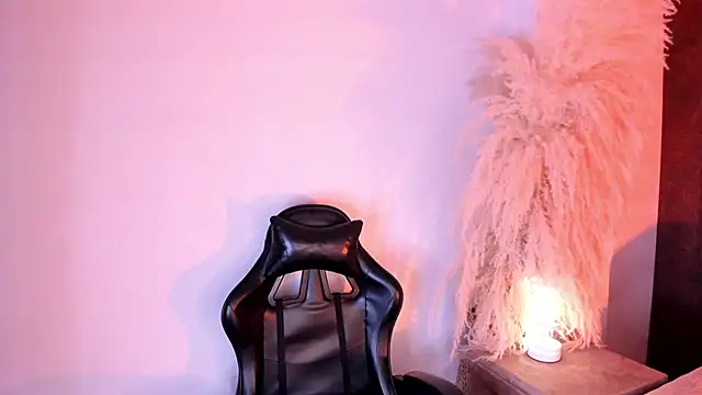 CristineRainn_ live
