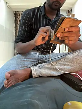 Gujarati-boy-meetbhabhi live
