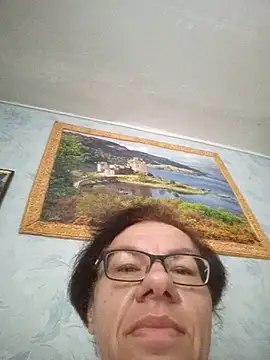 Olena72531 live