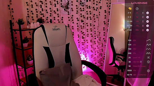 LinaBlossom_ live