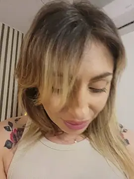 SofiaLace live