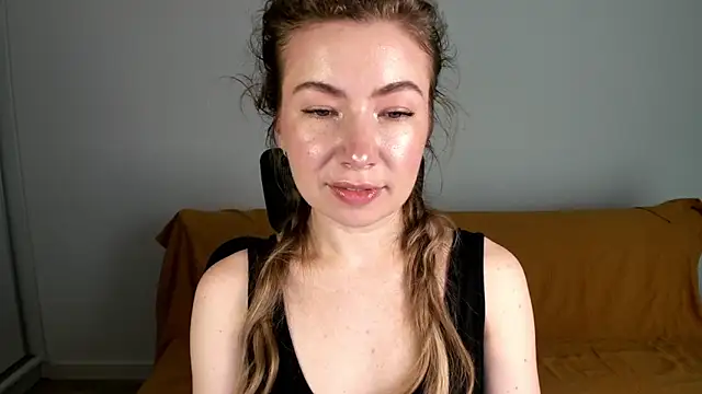 Mia_Tasty live