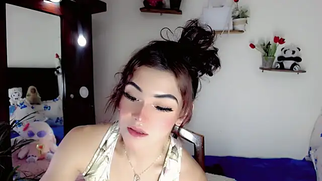 NathalialLooes live