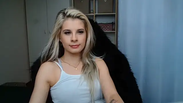 KristineGlow live