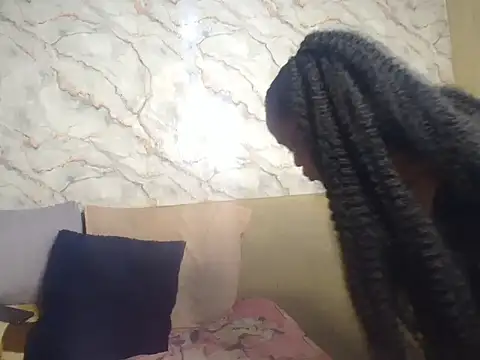 Lindabee200 live
