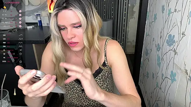 Anjalin_sososok1 live