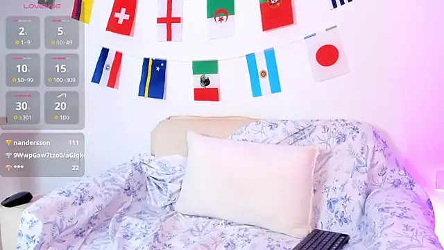Emma_collins01 live