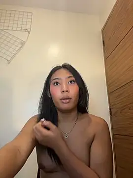 hugecock_tamira live