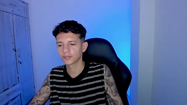 tylerrnova live