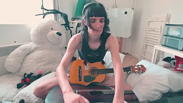 CeriseLapine live
