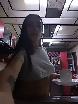 Chloemendoza live