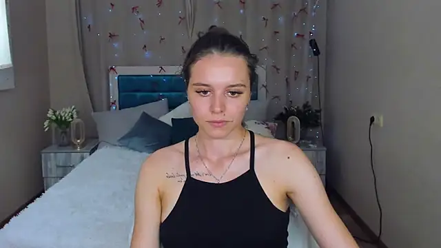 EmelyMason live