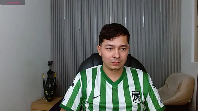 Julian_Smith21 live