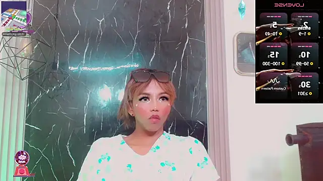 andrea_uchima live